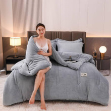 Soft Quilt Set King Size Milk Velvet, Lightweight Bedspread with Luxurious Comfort and 150x200cm Oversized All Season Design
