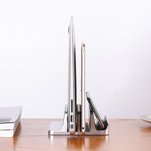 Supporto verticale in alluminio argento per laptop, tablet e smartphone 1