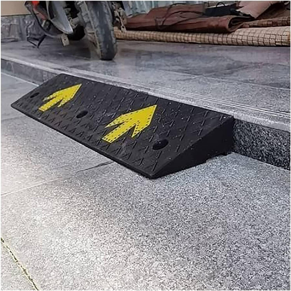 Heavy Duty Rubber NonâSlip Wheelchair Threshold Ramp for Driveway, Doorway, Scooter, 8cm