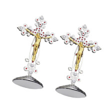 Katholiek staand kruisbeeld voor altaar Jezus Christusbeeld-Goud