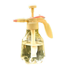 1.5L Handheld Pressure Garden Pump Sprayer, Large Capacity Fine Mist Plant Watering Spray Bottle, Yellow