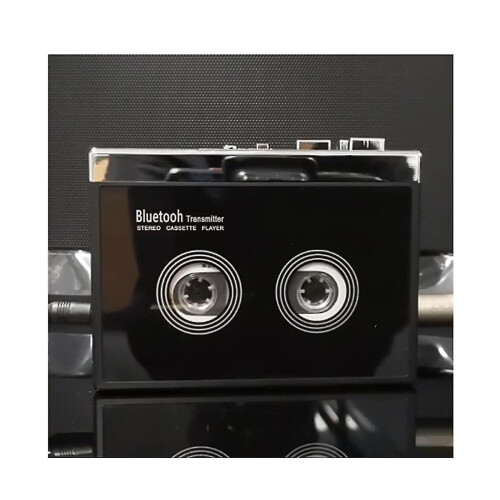 Lettore di cassette stereo retrò nero Walkman con riproduzione automatica e Bluetooth 1