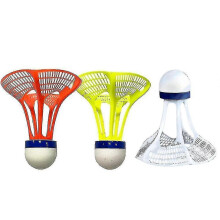 3 volantes de bádminton resistentes al viento para exteriores, compatibles con pelotas de entrenamiento de bádminton de nailon de alta velocidad.