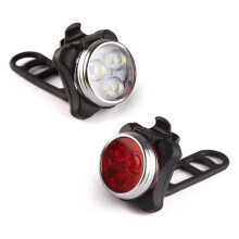 Conjunto de luzes de bicicleta multifuncionais recarregáveis via USB, resistentes à água IPX4 para ciclismo em qualquer clima.