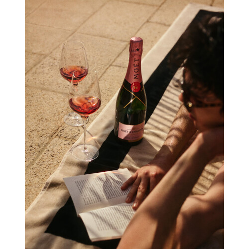 Moet & Chandon Moët & Chandon Rosé Impérial Champagne, Gift Box, 2