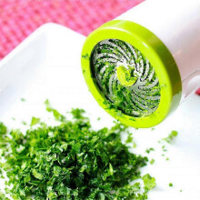 Herb Grinder: Spice Mill for Parsley, Fruit & Vegetable Chopping