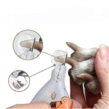 Hundekrallenschere mit Lupe und LED-Licht für präzise Schnitte