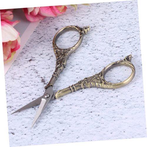 Antique Lily Pattern Embroidery Scissors with Precise Cutting Blades, Ergonomic Handle for Sewing Crafts 2