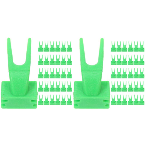 100Pcs Plastic Parrot Cage Vegetable and Fruit Feeding Forks Green
