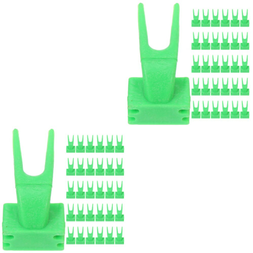 100Pcs Multifunctional Green Plastic Food Holders for Pet Parrots 1