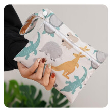 Wetbag Nappy Bag Small Changing Bag Reusable Cute Pattern Travel Nappy Travel Bags with Zip Pocket Washable Organiser Bag 1