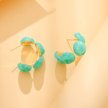 (Green) Wind Round Resin Earrings: Elegant Irregular Jade C-Shaped Drop Earrings