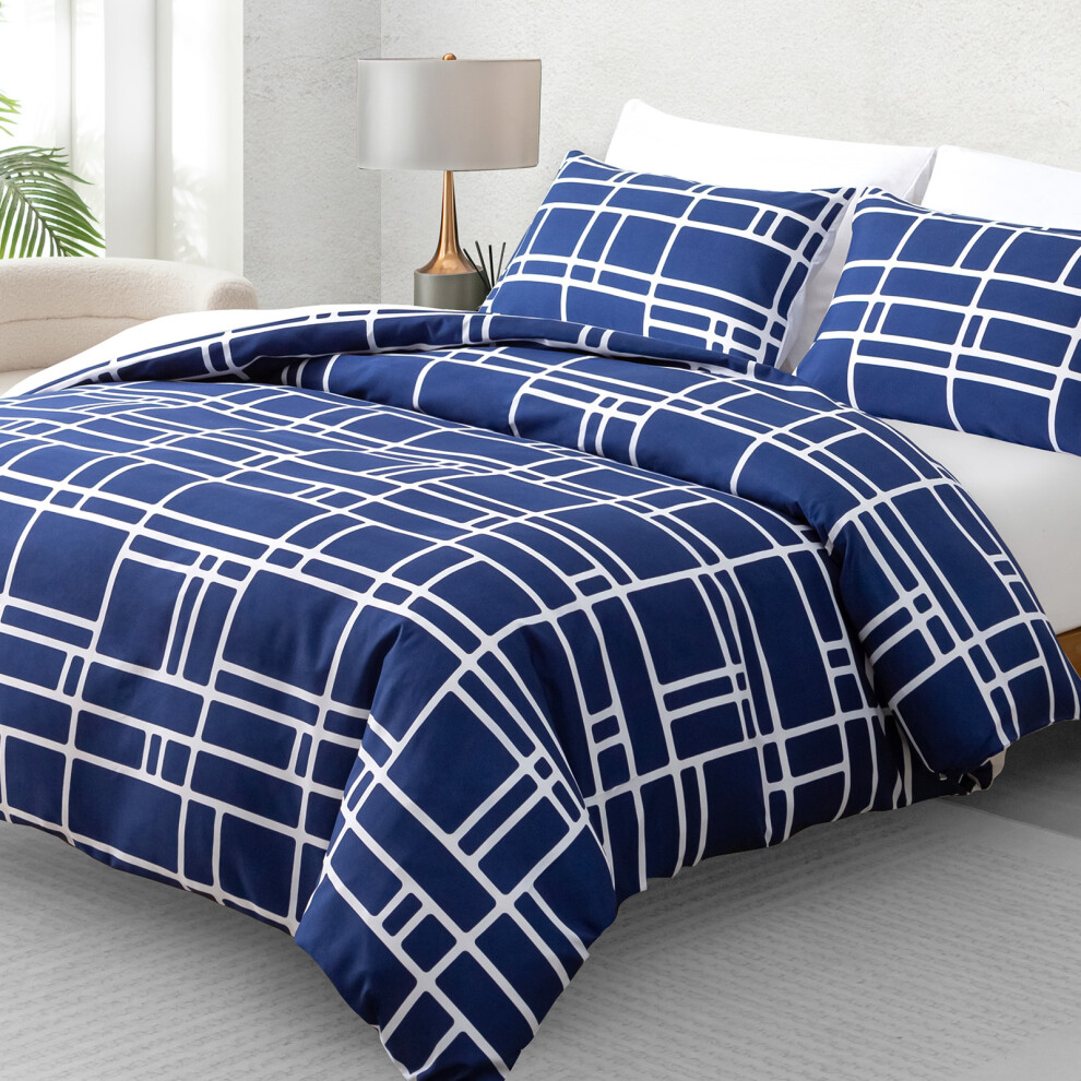 Lazzaro Home Feel The Difference (Single, Blue & White) Double Brushed Microfiber Duvet Cover Set Reversible Design With Zipper Closure And Corner Ties