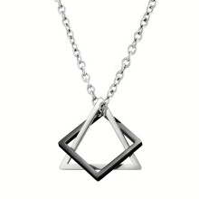 (C) Collana hip hop da uomo in acciaio al titanio con motivi geometrici.