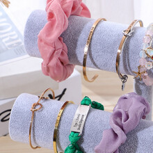 Suporte para Exibição de Joias Simples e Elegante, Porta-Pulseiras e Elásticos de Cabelo para Loja de Joias, Vitrine Cinza, Duas Fileiras