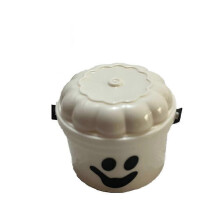 (White) Spooky Mini Boo Bucket Figurines, Ultimate Throwback Horror Decoration