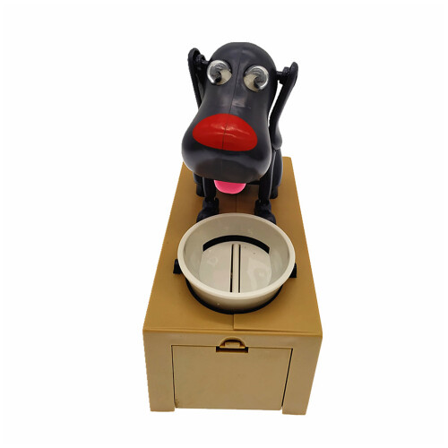 Leuke hond steelt muntspaarvarkens met gemakkelijk-4