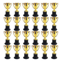 Black Friday aanbieding: 24 mini-trofeeën voor kinderprijzen, plastic gouden awardbekers.