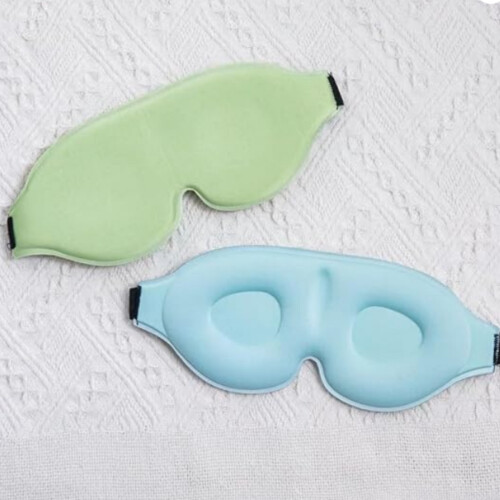 3D sleep eye mask, breathable memory foam eye mask, light-blocking, soft nighttime eye mask, with adjustable straps. 1