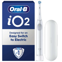 Oral-B iO 2 Simple White Electric Toothbrush + Travel Case
