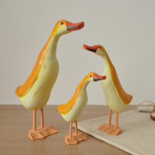 Mediterrane Entenornamente aus Massivholz – 3-teiliges Set (S/M/L) für Tisch- und Ausstellungsraumdekoration