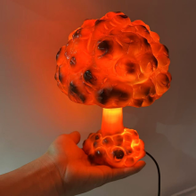 20 cm große LED-Nachtlampe in Pilzwolkenform – USB-Schreibtischlampe in Harzfigur, Tischdekoration für Zuhause