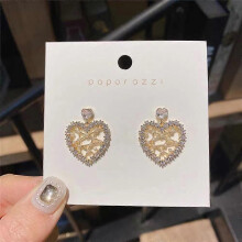 (Earrings R0883) Crystal Elk Earrings Women Christmas Deer Ear Stud Stylish Xmas Gift Girls