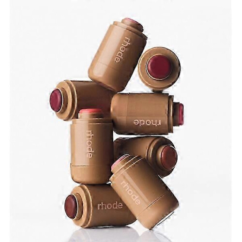 The Rhode Beauty Summer Pocket Blush in freckle 1