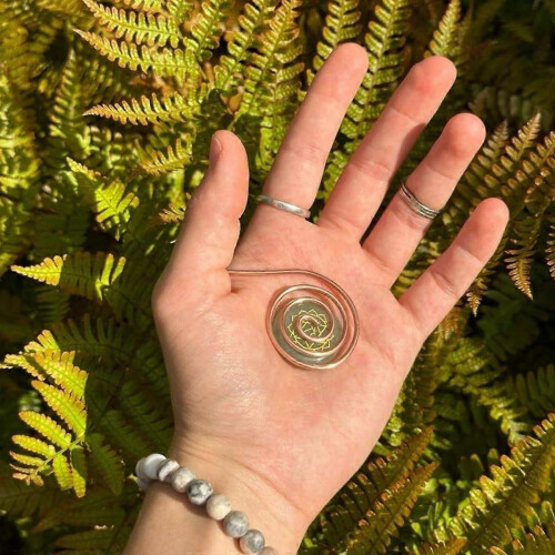Σετ 5 χειροποίητων χάλκινων δαχτυλιδιών Reiki για παλάμες. Σπειροειδείς χειροπ 1