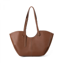 Elegant women's shoulder bag, large capacity tote bag, underarm bag, suitable for commuting, shopping or short trips, brown.