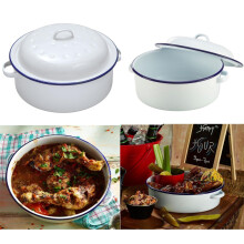 VG? Round Vitreous Enamel Roaster with Lid Oven Safe 27cm Diameter Ideal for Oven to Table use, White with Blue Rim,Self-Basting Ideal for Traditional