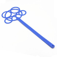2 battitappeti: battitappeto con manico lungo da 56 cm (22 pollici) - spazzola spolverino per tappeti, coperte, piumini e abbigliamento.