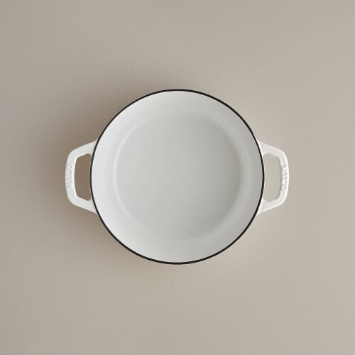 Dutch Oven (3.5 Quarts, White) 2
