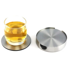 Cóstóirí Cruach Dhosmálta Elegant Home Accents, Cruthanna Cearnógacha agus Babhta atá Comhoiriúnach le Cosaint Stain Teasa agus Ui