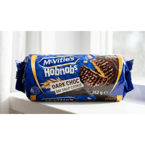 McVitie's Hobnobs Dark Chocolate Biscuits, 262 g (Pack of 1) 2