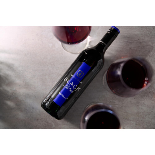 Red Wine - Australia Mcguigan Black Label 2