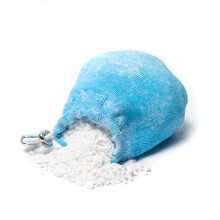 Madu Climb Refillable Chalk Ball with Metal Clip ? 100% Magnesium Carbonate for Rock Climbing