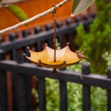 Umbrella-Shaped Hanging Bird Feeder Tray for Outdoor Use, Metal Bird Bath and Water Drinker