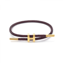 Pulsera ajustable de acero inoxidable con diseño de hebilla en forma de H chapada en oro para mujer, ideal como regalo. Joyería marrón