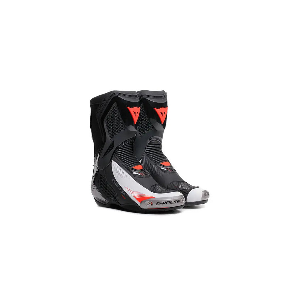 (38) Dainese Torque 4 Ladies Boots Black / White / Fluo Red White,Black,Red 8051019885357
