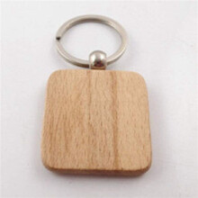 300Pcs DIY Blank Wooden Keychain Square Carved Key Ring Wooden Key Ring 40 X 40 mm