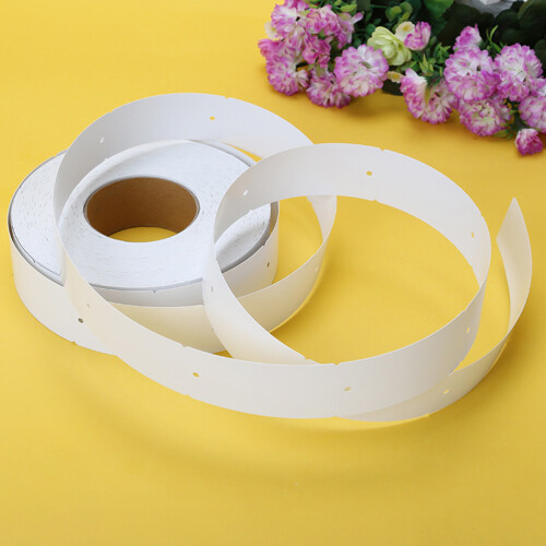 white Papieren Kledinglabels, Wit Hard Karton Met Ophanggat 1