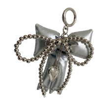 Elegant PU Leather Bowknot Keychain With Pearls And-Silver
