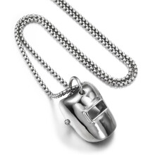 Collier hip-hop au design élégant, bijou unique en argent avec pendentif casque de soudeur, chaîne en acier titane, durable et polyvalente.