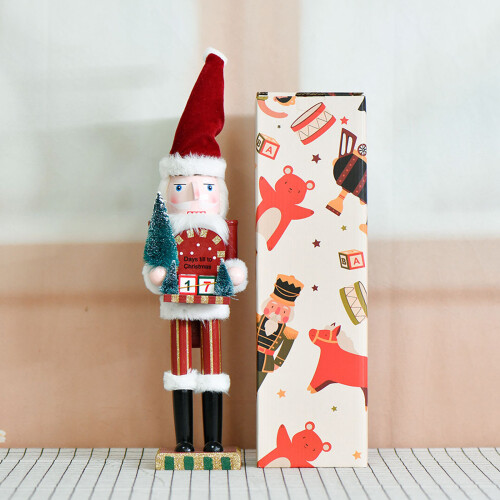 Handcrafted Wood Nutcrackers Statue With 38Cm Christmas Tree 1