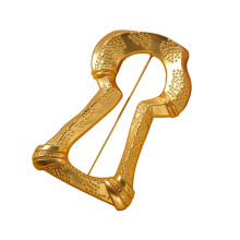 Exquisite Openwork Keyhole Brooch Pin Versatile Accessory For