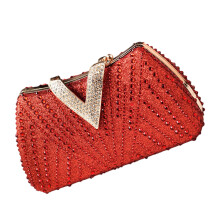 Moderne ovale schoudertas met metalen ketting en-Rood