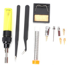 Multifunctionele gassoldeerbout met professionele butaanbrander en precisiesoldeergereedschap voor gedetailleerde elektronica-reparaties.