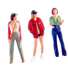 Figurines réalistes de femmes, modèle 1:64, peintes à la-Costume