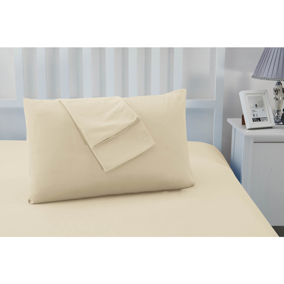 Sonia Moer Super Soft Brushed Microfibre Pillowcases - Non Iron Breathable Hypoallergenic Pillowcases Set Of 2- Cream